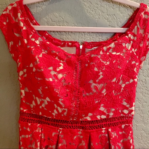 Francesca’s Red Floral Cocktail Dress - Picture 3 of 5